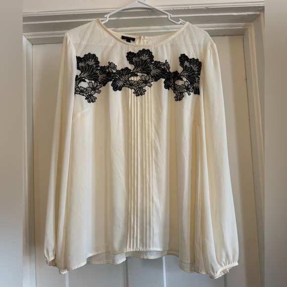 Talbots cream blouse long sleeve - Picture 1 of 5